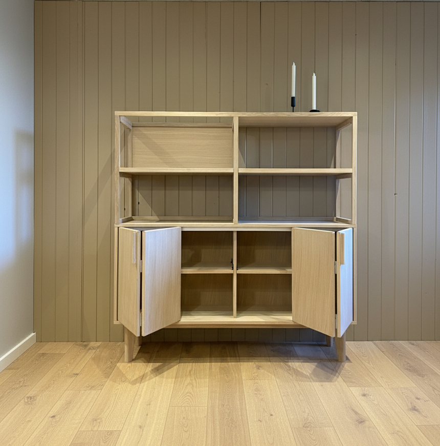 CASØ 550 Sideboard with 2 Glass Doors and Top Section 142CM