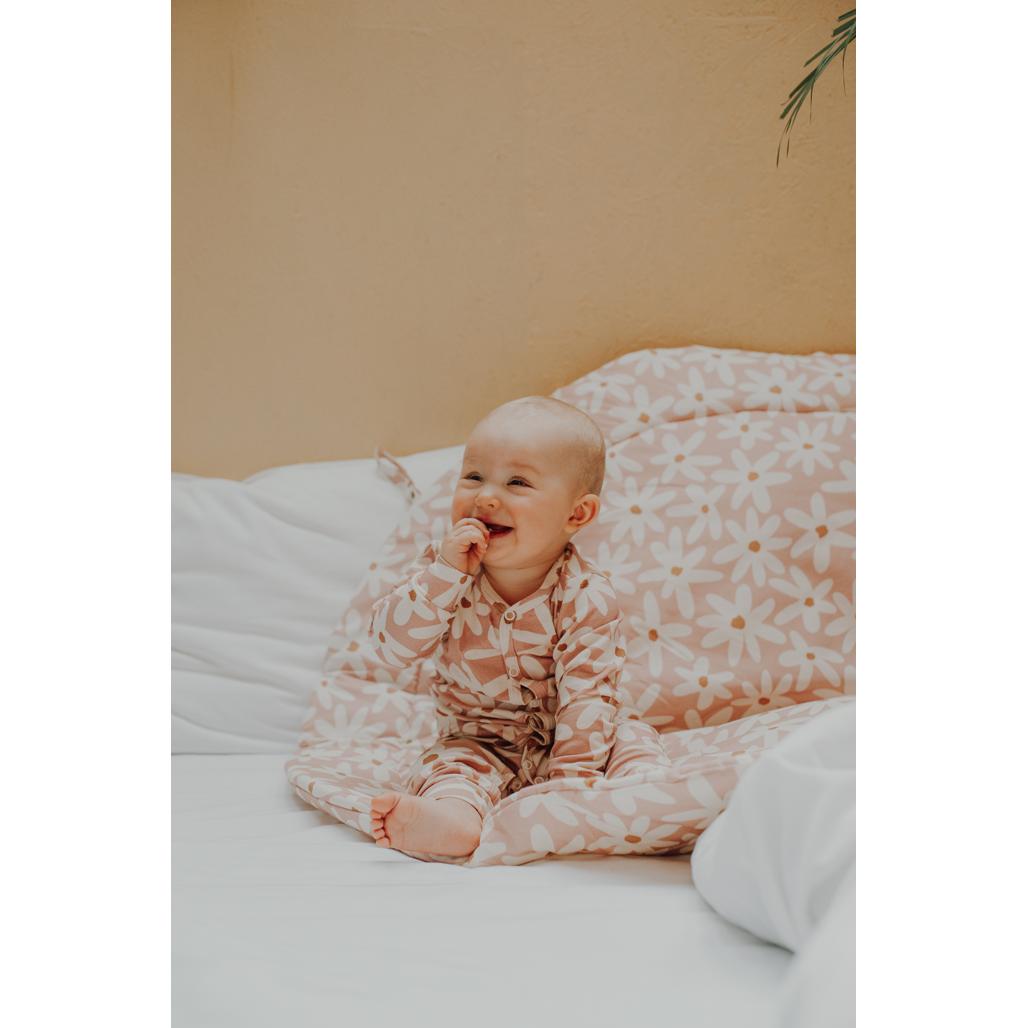 Blush Daisies Play Mat by Malomi Kids