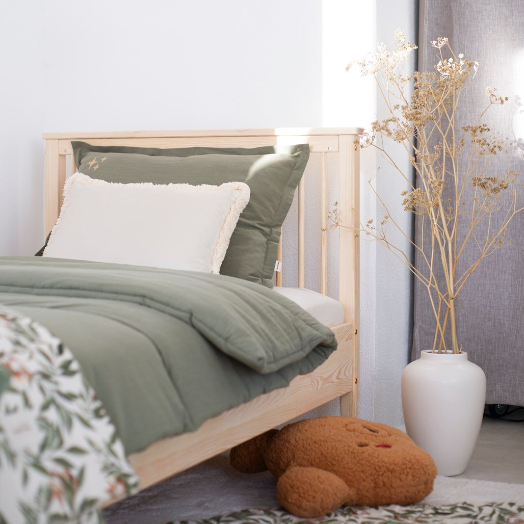 Washed Cotton Stars Bedding Set by Malomi Kids