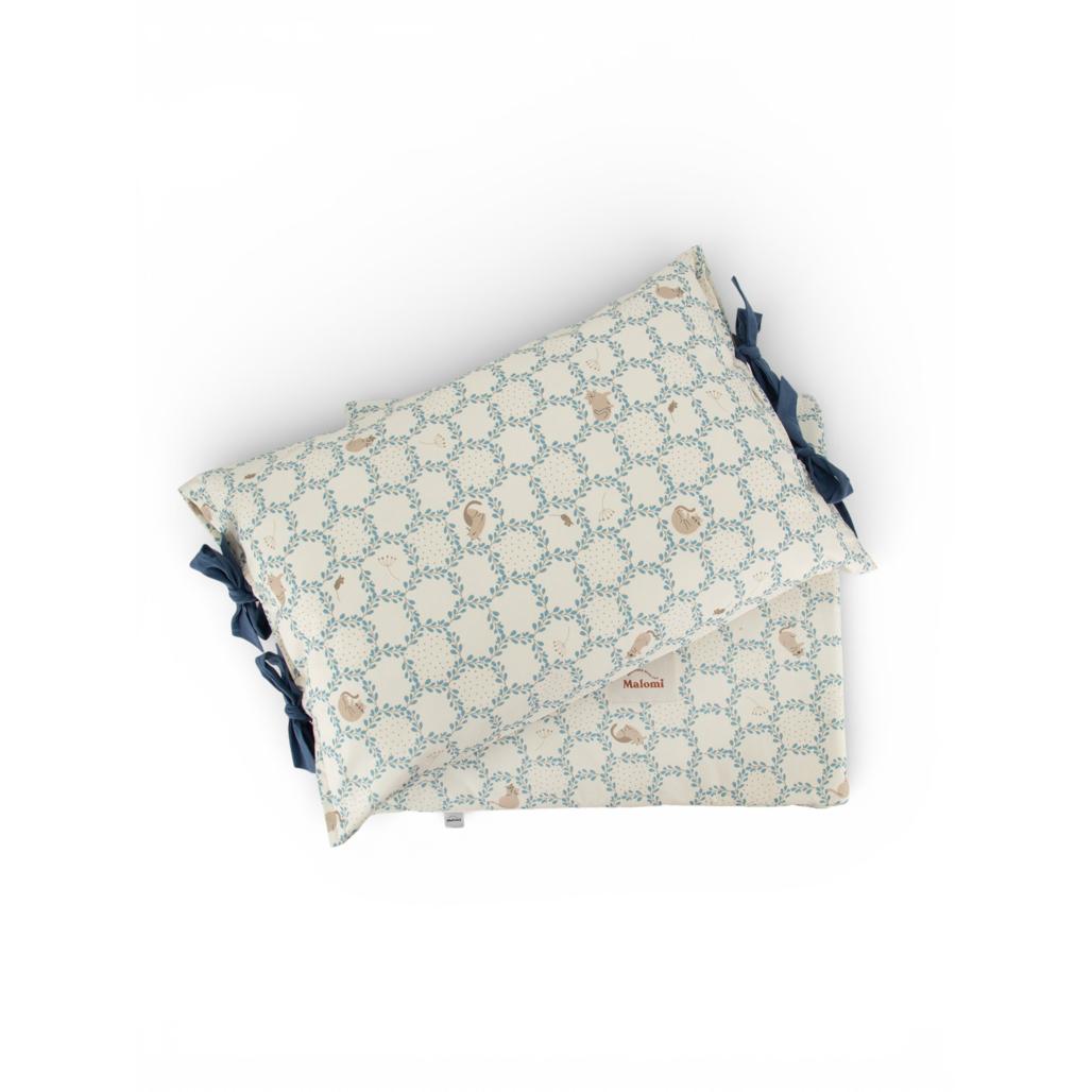 Blue Cottage Bedding Set with Filling by Malomi Kids