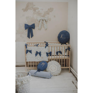 Bow Garland by Malomi Kids