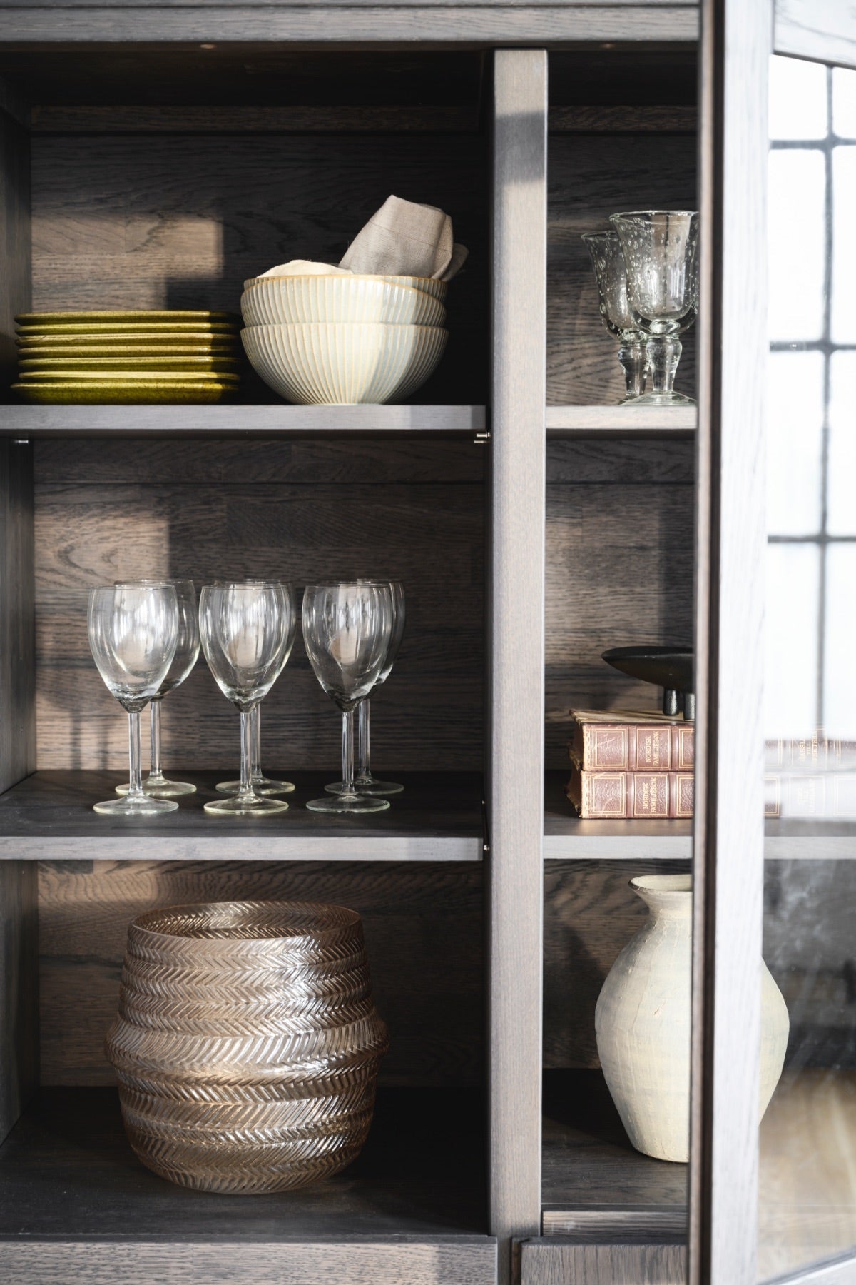 BROOKLYN Eichenvitrine 130 CM ROWICO