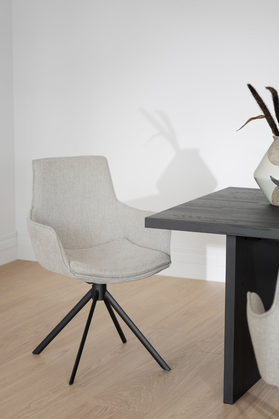 LOWELL Set mit 2 grauen Drehsesseln