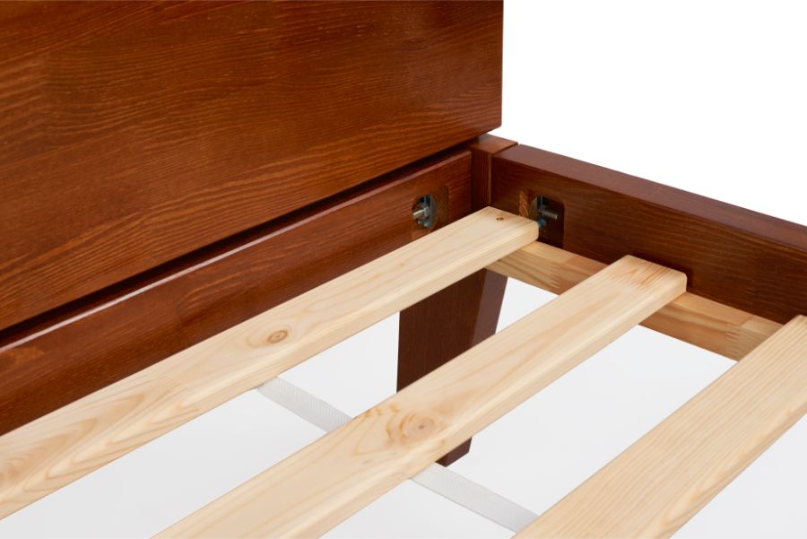 AGAVA Walnut Bed