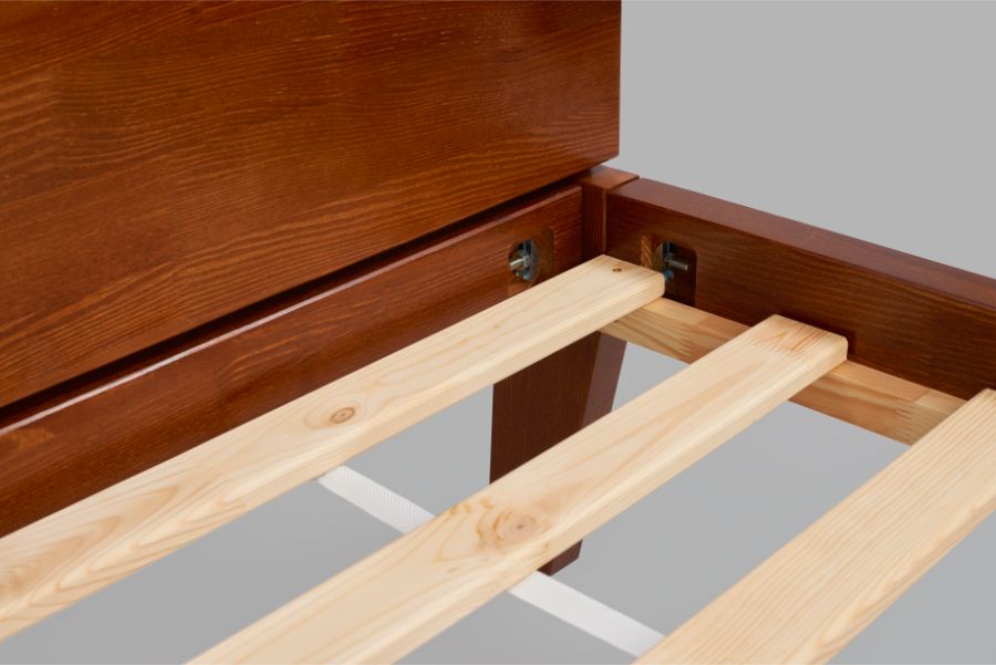 AGAVA Walnut Bed