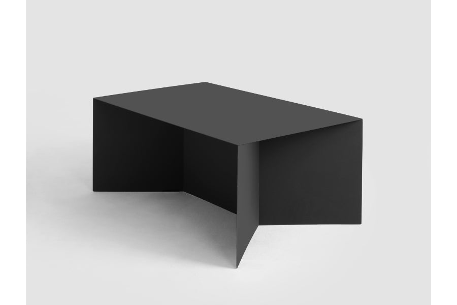 OLI Couchtisch aus Metall