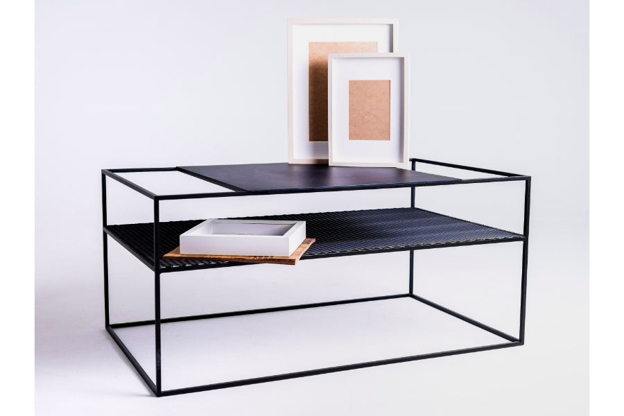 MATRIX Couchtisch aus Metall