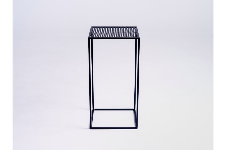 MATRIX Couchtisch aus Metall