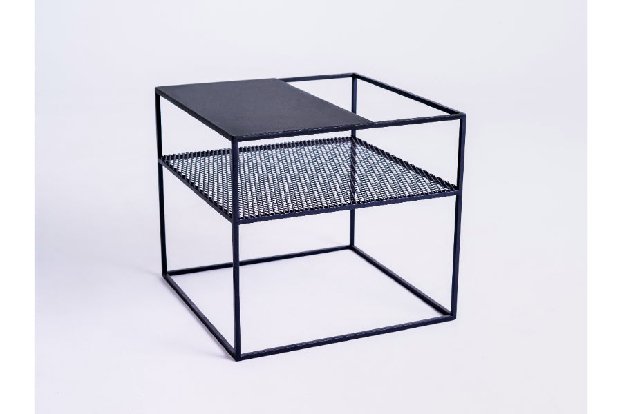 MATRIX Couchtisch aus Metall