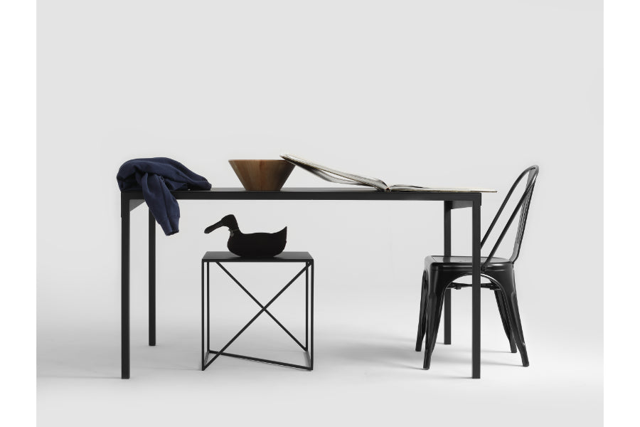 OBROOS Esstisch aus Metall