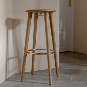 THE SOCIALITE Bar Stool