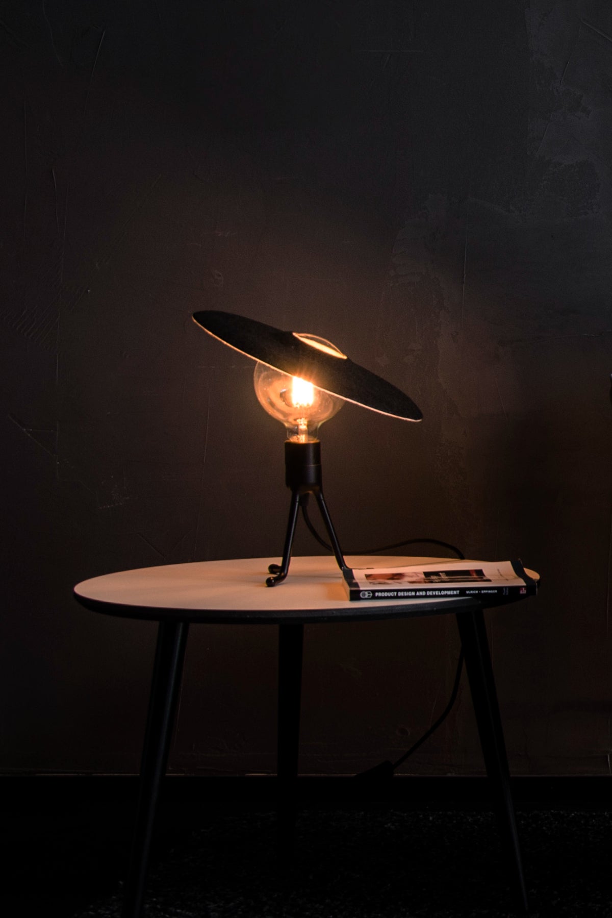 SHADE Tischlampe