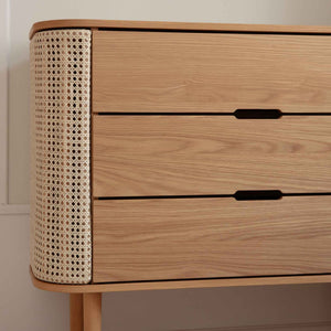 TREASURES Dresser