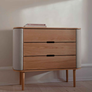 TREASURES Dresser