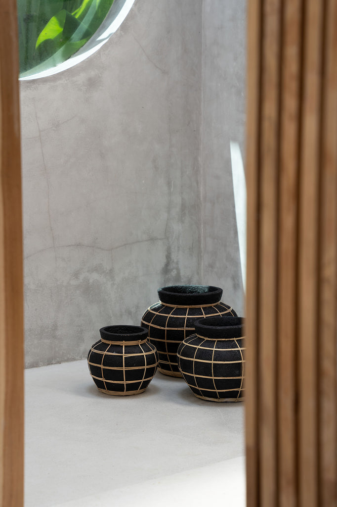 Die Belly Vase - Schwarz Natur - S