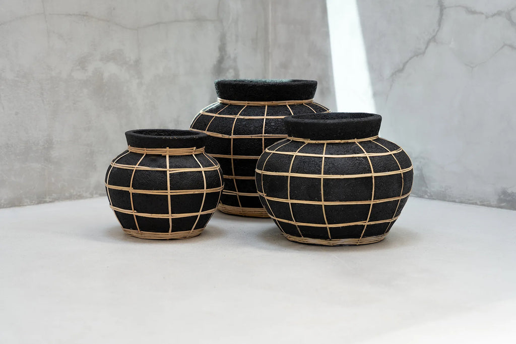 Die Belly Vase - Schwarz Natur - S