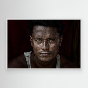 Portrait of a Rohingya refugee man - Bangladesh by Joxe Inazio Kuesta Garmendia