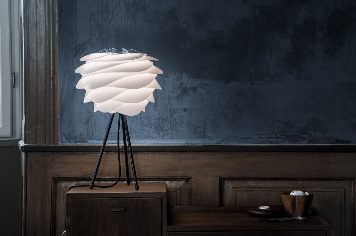 CARMINA Weiße Tischlampe