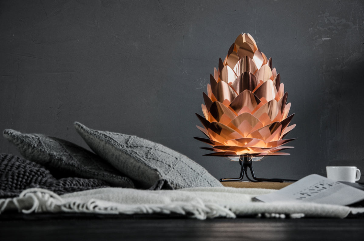 CONIA Tischlampe aus Kupfer