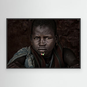 Laarim ethnic woman in a market by Joxe Inazio Kuesta Garmendia