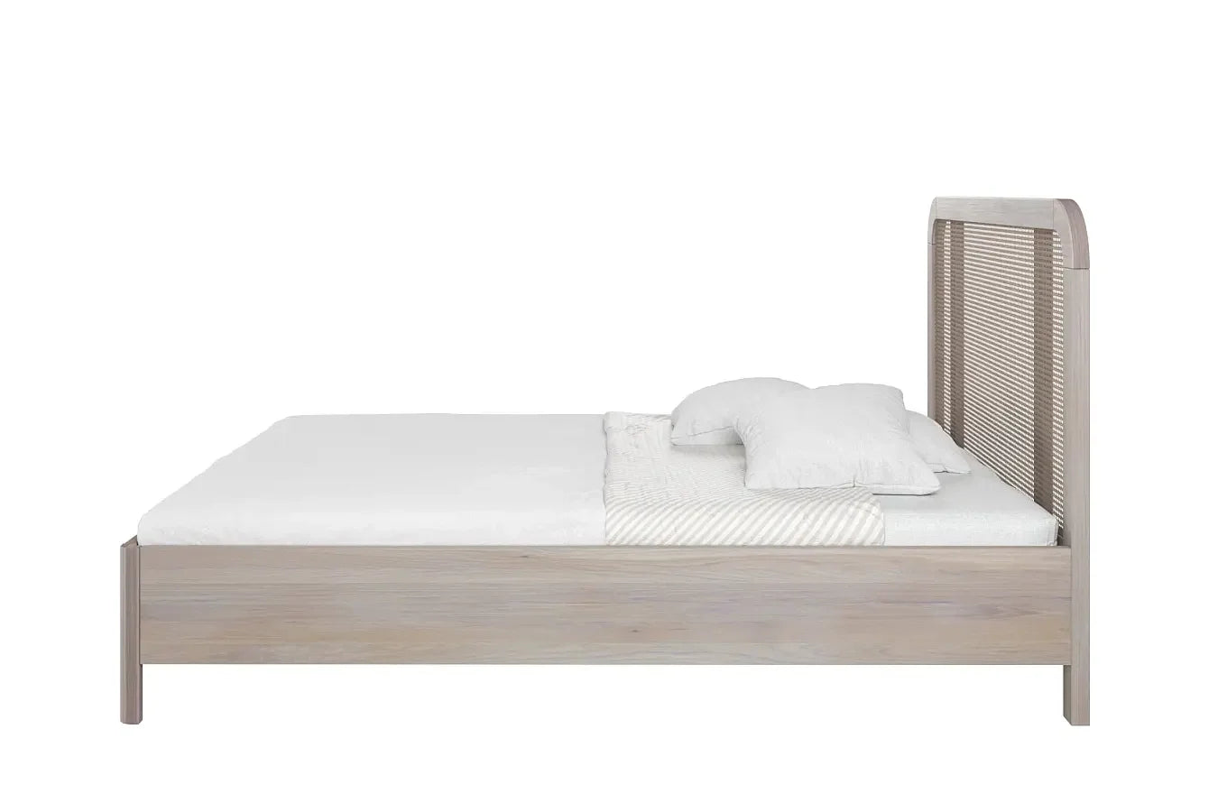 HARMARK Oak Bed with Rattan Details