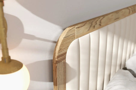 MODENA BC Oak Bed with Lift-Up Storage