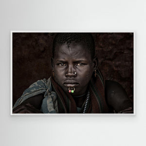 Laarim ethnic woman in a market by Joxe Inazio Kuesta Garmendia