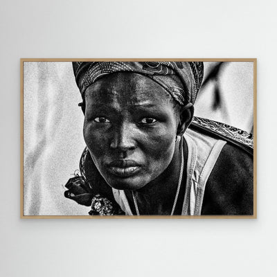 Mundari woman at a religious ceremony by Joxe Inazio Kuesta Garmendia