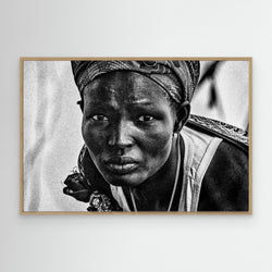 Mundari woman at a religious ceremony by Joxe Inazio Kuesta Garmendia