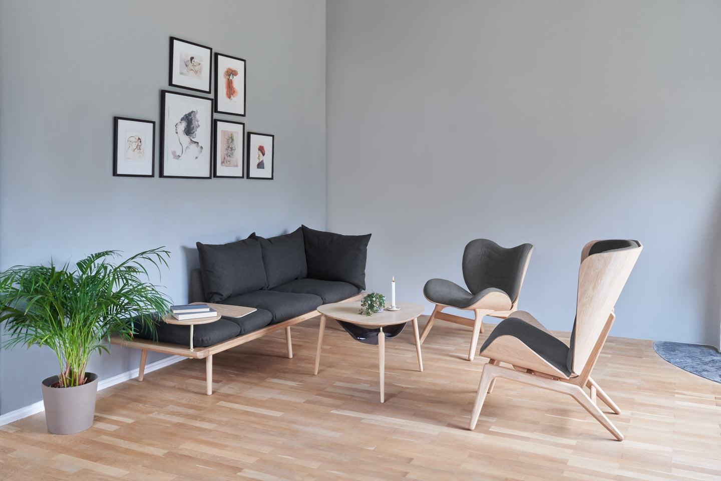HANG OUT Couchtisch